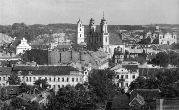 Vilnius, Dominikonų g. 8, sena nuotrauka